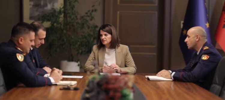 Ndalohen monopatinat elektrike – Ministria e Brendshme nis bllokimin që nga e hëna (VIDEO)