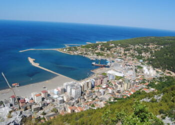 Tjetërsime pronash e ndërtime pa leje! Nga zyrtarët e Kadastës e deri tek ish-drejtorët dhe shefat në Lezhë