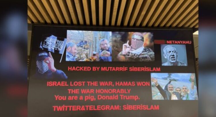 VIDEO/ “Aeroporte në Alarm: Mesazhe të Dyshimta, pro-Hamas dhe kundër Trump e Netanjahut