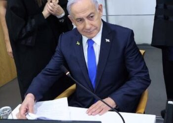 Netanyahu kthehet në gjykatë pas festimeve për lirimin e pengjeve