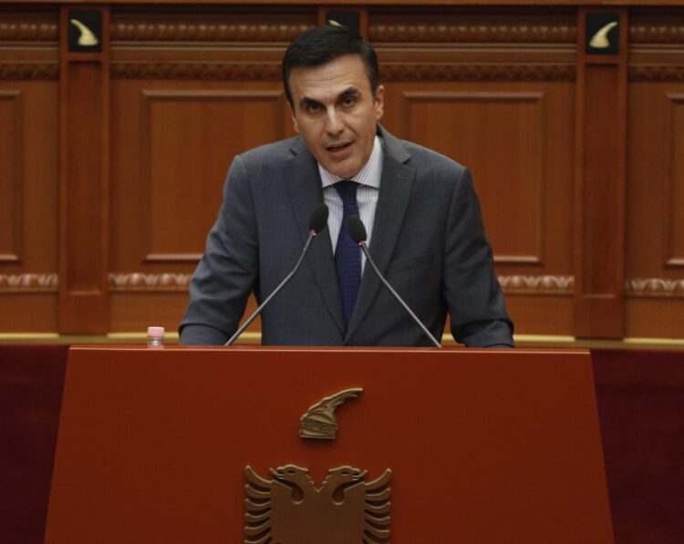 Krimet zgjedhore/ Kryeprokurori: Çështje nën hetim, lidhen me përdorimin e administratës dhe fondet publike