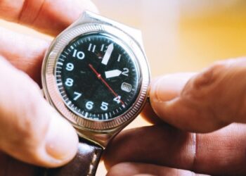 Spanja do t’i propozojë Bashkimit Evropian heqjen përgjithmonë të ndërrimit të orës