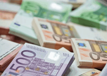 Këmbimi valutor 4 tetor/ Me sa blihen e shiten monedhat e huaja sot