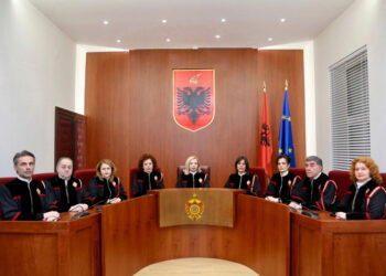 Kushtetuesja i hap rrugë Begajt për shpalljen e vakancës për mandatin e Sonila Bejtjas