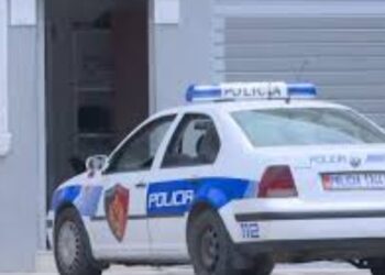 Aksidentoi për vdekje këmbësoren në Gjirokastër, vihet në pranga efektivi i policisë