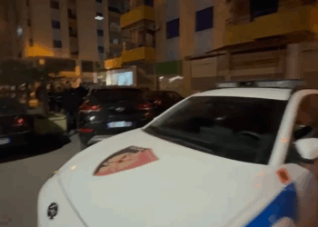 Denoncojnë qytetarët/ Parkimet problematike në Fier, policia nis pastrimin e lagjeve