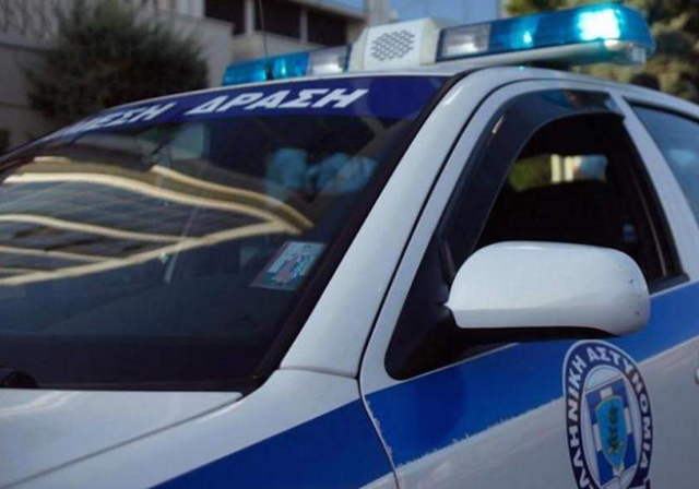 Tre shtetas shqiptarë të kërkuar në Greqi dhe Zvicër bien në prangat e policisë greke