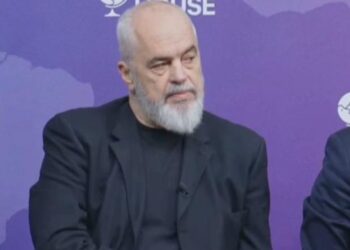 Rama në Londër: Shqipëria po ecën më mirë se vetë Europa