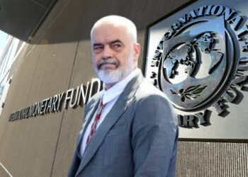 FMN ‘shuplakë’ Ramës: Shqipëria në grupin më të dobët të globit për menaxhimin e shpenzimeve publike