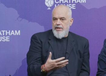 Rama: BE një paciente me 27 doktorë që s’bien dakord për kurën