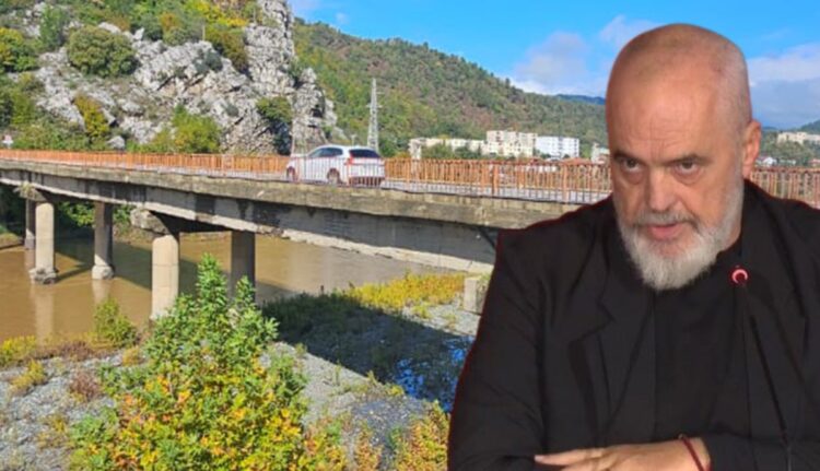 E lënë në “harresë” nga ARRSH/ Ura e Rubikut, rrezik i përditshëm mbi lumin Fan