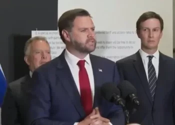 J.D. Vance në Izrael: Çarmatimi i Hamasit dhe rindërtimi i Gazës, sfidë e madhe