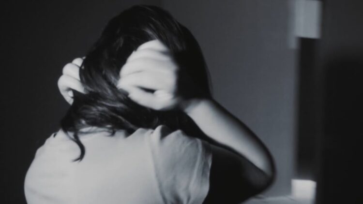 Dhuna ndaj grave/ Mjekët dhe infermierët do të kenë detyrim ligjor për raportimin e rasteve