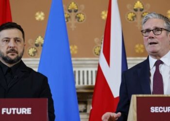 Mbretëria e Bashkuar në ofensivë: Raketa, sanksione dhe presion mbi Putinin