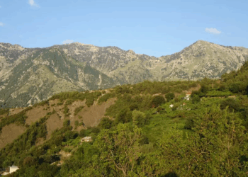 Gjenden mbetje të një kafke njeriu në fshatin Tërbaç të Vlorës