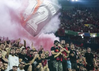 Serbët vazhdojnë arrestimet para ndeshjes, e pëson edhe një italian për fanellën me UÇK