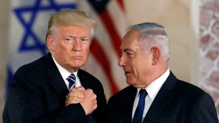 Flamuj amerikanë dhe brohoritje në Tel Aviv, Izraeli përgatitet për vizitën e Trump