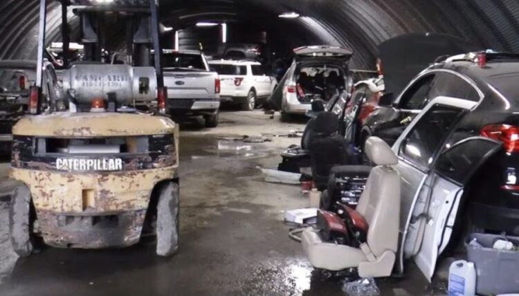 Zbulohet tuneli “sekret” përdorej për trafik makinash të vjedhura