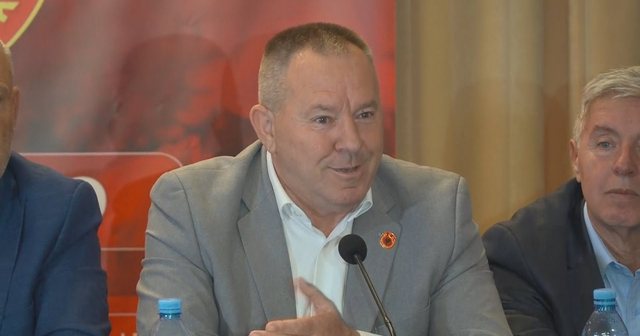 “Një komb, një gjuhë, një flamur” – Gucati fton shqiptarët në protestë për drejtësinë e UÇK-së