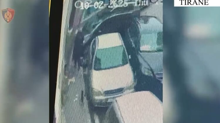 Vodhi në lokal çantën plot me euro të një klienti dhe e fshehu, arrestohet grabitësi në Tiranë (Video)