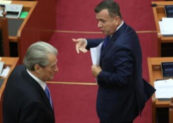 Fjalët për Gonzaton, PS kërkon përjashtimin e kreut të PD me 30 ditë nga Kuvendi