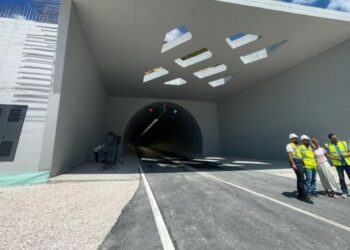 Bisedat për tenderin e tunelit të Llogarasë: Mos më bëj mua kompetenten, ti sikur do e skualifikoje fituesin