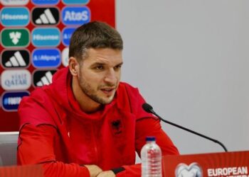 Kapiteni Gjimshiti: Sylvinho e ka të vështirë për të zgjedhur formacionin