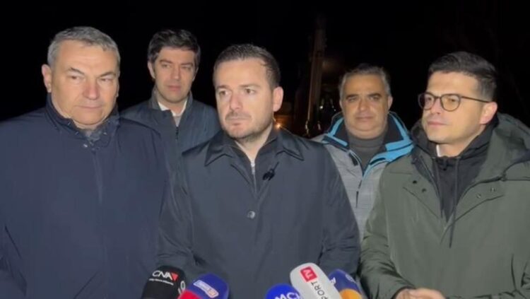 “Kemi çarje në disa nga argjinaturat e lumenjve” Ministri Salla nga Korça: Do të evidentohen dëmet e fermerëve