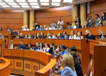 “Jemi dakord të vijë Veliaj”, Këshilltarët e PD-së i bashkohen kërkesës së PS-së në SPAK