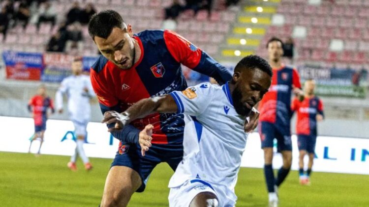 Vllaznia mundet nga Teuta në Shkodër dhe lëshon kreun e tabelës