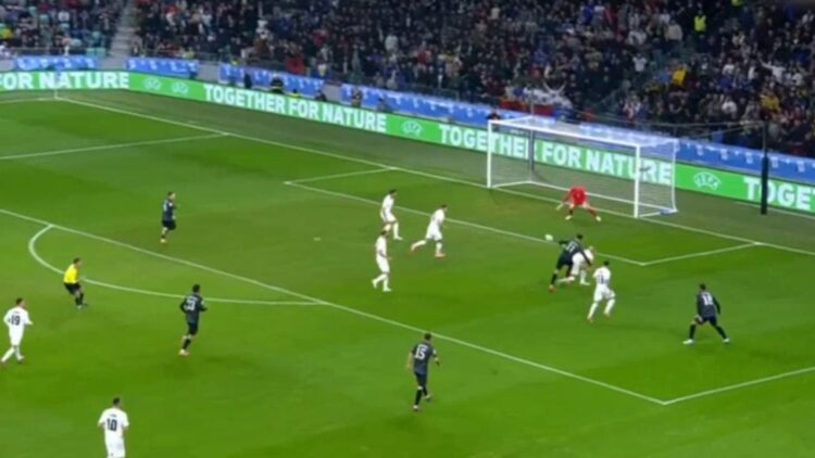 Start ëndrrash për “Kosovën”, Asllani i shënon Sllovenisë pas 6 minutash lojë (Video)