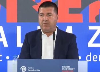 Blenë vota për Shkëlqim Hoxhën/ GJKKO pranon gjykim të shkurtuar për 5 të pandehurit