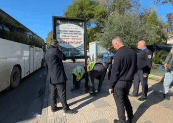 Rama dha leje për kullë 35-katëshe/ Parulla e Myftinisë: Kush grabit tokë, ditën e Kiametit do t’i varen…