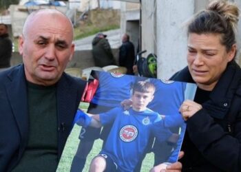 “Kur shikoj çantën e shkollës më merret fryma”/ Mamaja e Martin Canit: Ja kujtimi i fundit me djalin