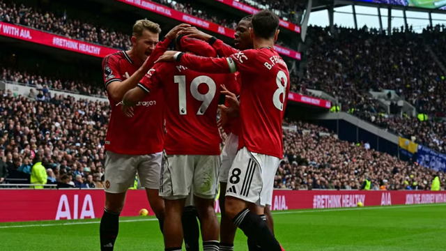 Thriller me gola në ndeshjen Manchester United dhe Tottenham Hotspur