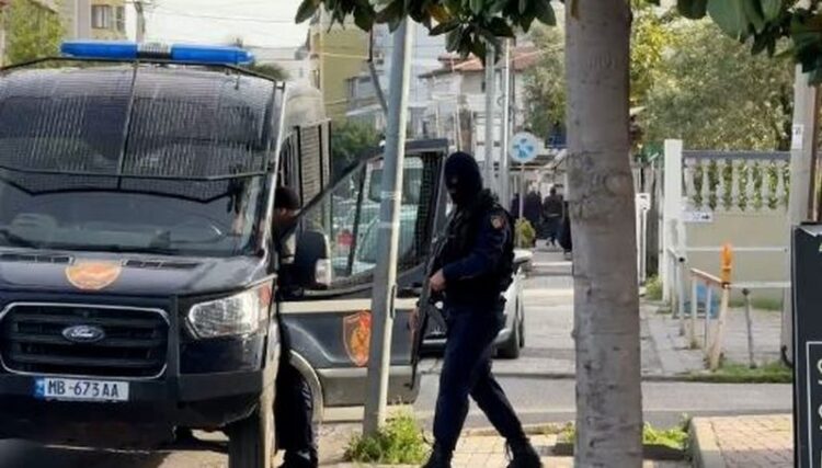 RENEA në Pukë, rrethohet banesa e një të kërkuari