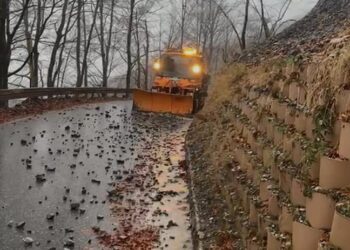 Rënie inertesh në rrugë, bllokohen 4 fshatra në Këlcyrë