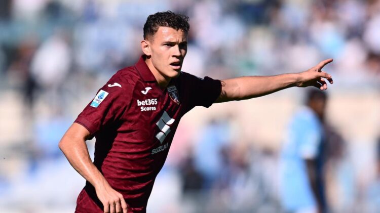 (VIDEO) Asllani gabon penalltinë vendimtare me Torinon, shkëlqen Medon Berisha i Lecces