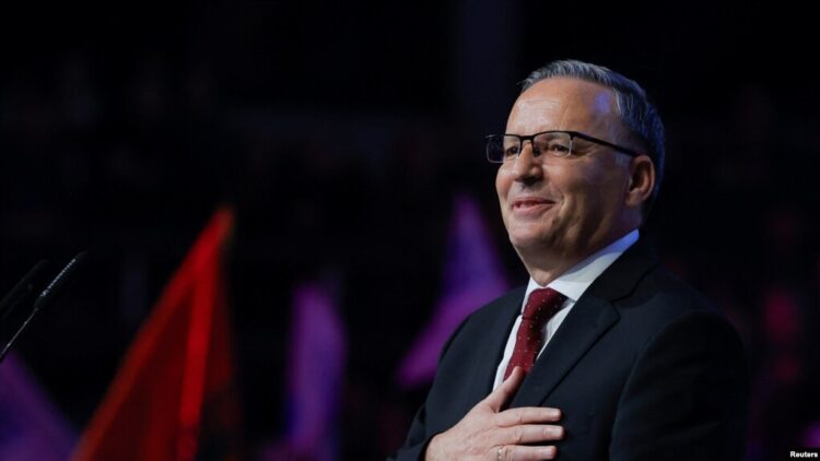 Bedri Hamza zgjidhet kryetar i ri i Partisë Demokratike të Kosovës