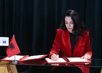 Dosja e SPAK/ Si e paracaktoi Balluku fituesin e tenderit të tunelit të Llogarasë