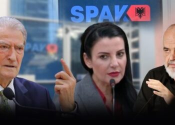 Balluku i nxjerr dhëmbët Ramës: Nuk do lejoj që të kem fatin e gjyshit tim që u vra me firmën e babait tënd