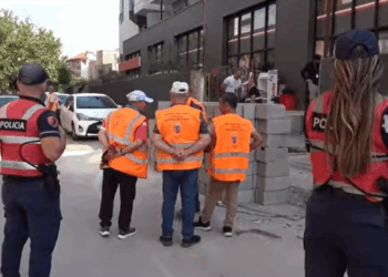 Ashpërsohet aksioni i Ramës: 10 të arrestuar dhe 123 në hetim brenda 24 orëve për “parkingje dhe lavazhe”