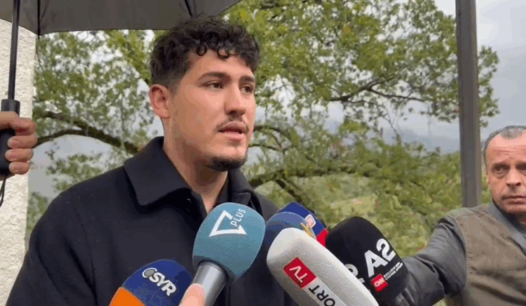 Zgjedhjet në Tepelenë, voton kandidati i pavarur: Qytetarët të dalin masivisht në votime