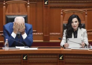 Rama thërret mbledhje urgjente të qeverisë, pritet vendim për Belinda Ballukun