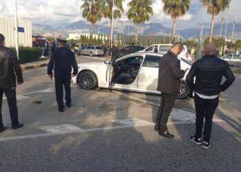 Muçi Shaljani, dyshohet agjent i AMP-së, i plagosur rëndë në atentatin mafioz pranë aeroportit!