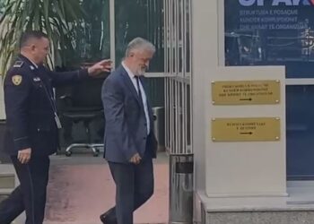 Ish-drejtori i Policisë së Shtetit Muhamet Rrumbullaku paraqitet në SPAK