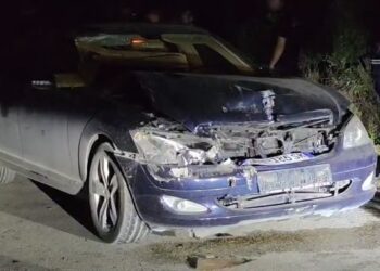 Aksident në aksin Fier-Seman, makina përplas karrocën