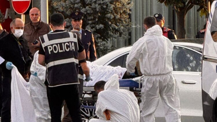 U plagos në Rinas/ Si paraqitet gjendja e Muçi Shaljanit që mori 10 plumba, 2 prej tyre në kokë