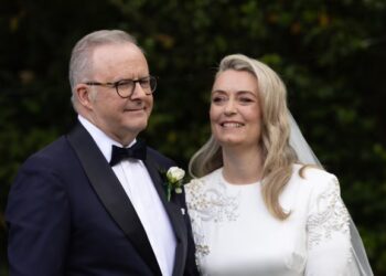 Kryeministri australian Anthony Albanese martohet gjatë mandatit, i pari në historinë e vendit