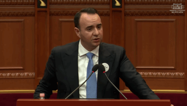 “Qeveri e korruptuar”/ Balliu shpërthen ndaj Ballukut: Me një firmë i zhvat shqiptarët